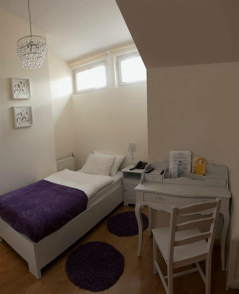 Mikolaj Hotel 3*